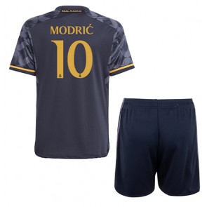 Real Madrid Luka Modric #10 Udebanesæt Børn 2023-24 Kort ærmer (+ korte bukser)